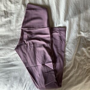Lululemon Mauve High-Waisted Leggings
